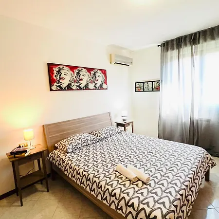 Apartment Big In Navigli District With 2 Balcony And Parking Milan