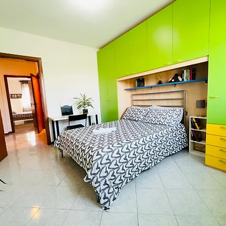 Big In Navigli District With 2 Balcony And Parking Milan