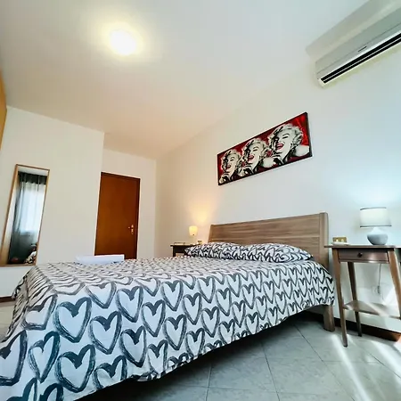 Apartment Big In Navigli District With 2 Balcony And Parking *