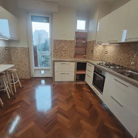 Apartament Periferia Chic Mediolan