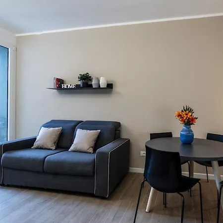 Apartment Duomo Bilocale - Private Gym- Metropolitana Milan