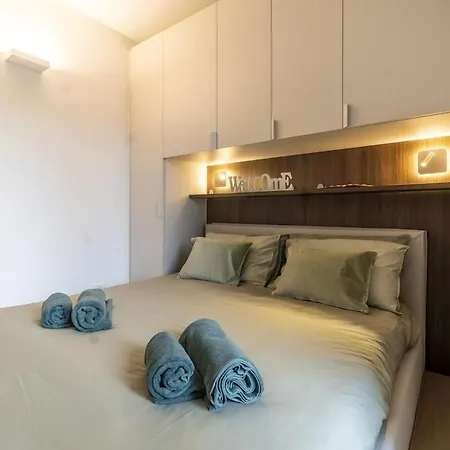 Duomo Bilocale - Private Gym- Metropolitana Apartment Milan