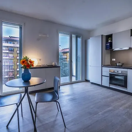 Duomo Space - Private Gym -metropolitana Apartment