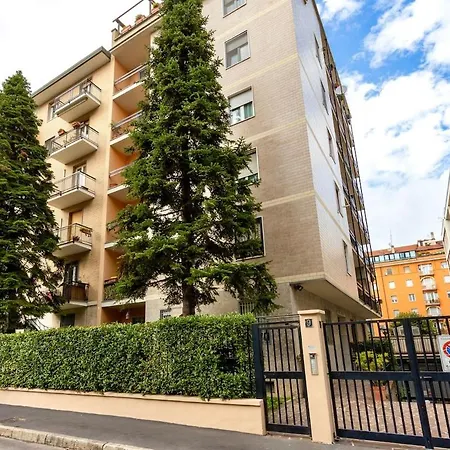 Apartman Cozy One-bedroom In *