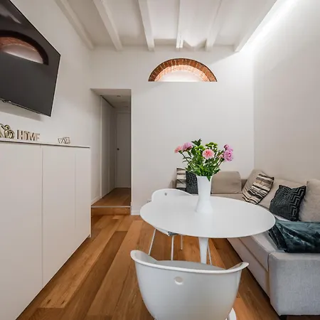 Vivimihome - Navigli With Garage * ميلان