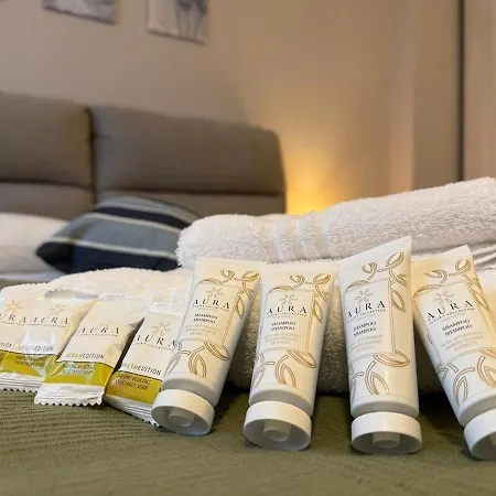 Wide & Bright 2 Bedroom Flat 50m From M4 Station *