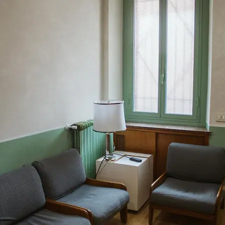 New Apt 10 Minutes Duomo *
