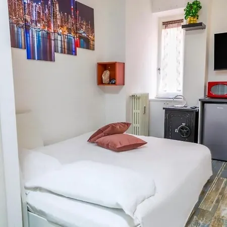 The Nomad's Nest - Near Station And Corso Buenos Aires *