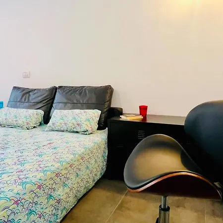 3 In Navigli Center Close To The Metro With Parking * Milão