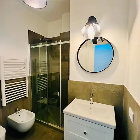 3 In Navigli Center Close To The Metro With Parking Apartment Milan