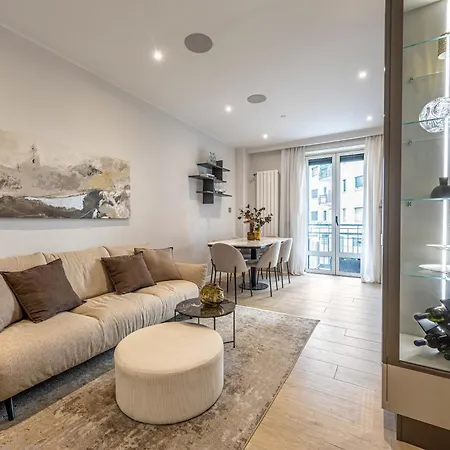 アパート Luxury 2 Bedroom In