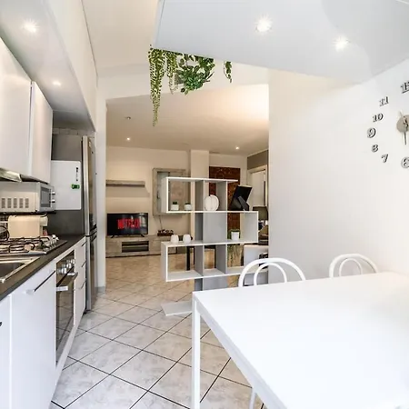 Casa Gioia 50 Metres From The Metro Wifi Ac Apartment *