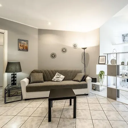 Casa Gioia 50 Metres From The Metro Wifi Ac Apartment *