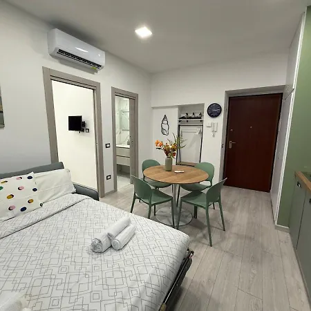Appartamento 5 Minuti Duomo - Metro M4 Argonne - Linate Airport