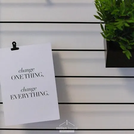 شقة Spacious 4-bed 2-bath, 3 Min Walk To M1 Bande Nere *