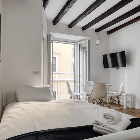 Appartement Just Urban - Accogliente Bilocale In Centro Metro M2 E M4