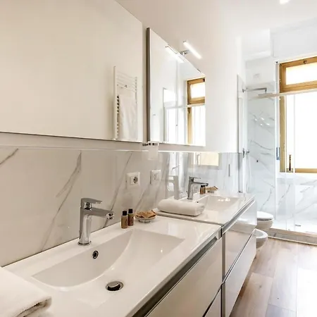 Prealpi1-design With Two Double Bedrooms מילאנו