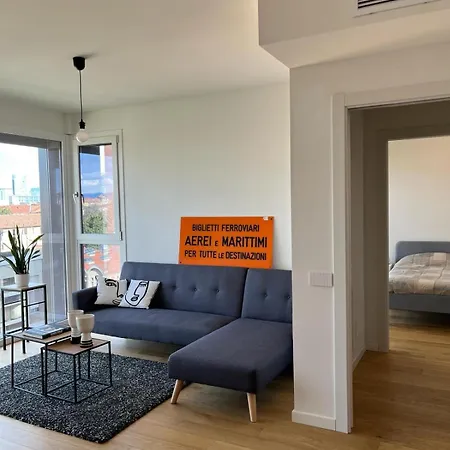 Your Private Skyview Apartment