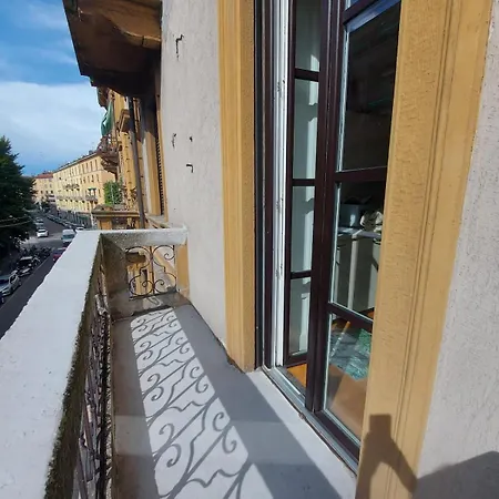 Luminoso Monolocale Nel Cuore Di