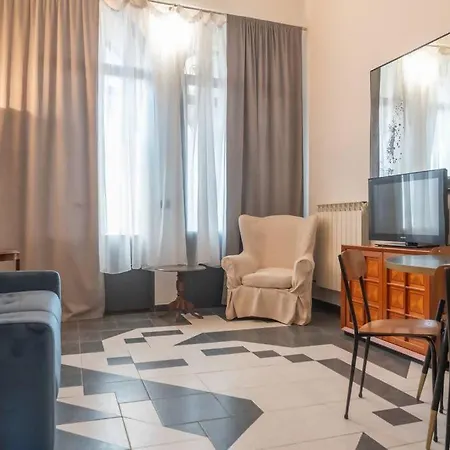 Appartement Rucellai With Garden Milaan