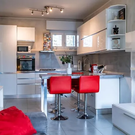 Apartmán San Siro - With Terrace And Parking