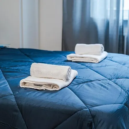 - Bilocale Design - Metropolitana - Train Apartment