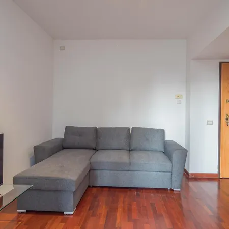 Apartmán I Host - Trivulziana 3 *