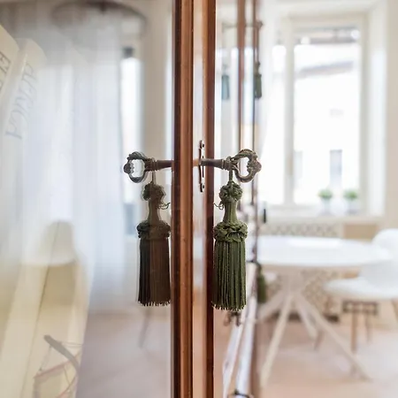 Tecla Premium Duomo * Milano