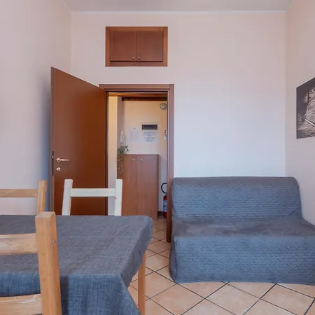 I Host - Muratori 54 *