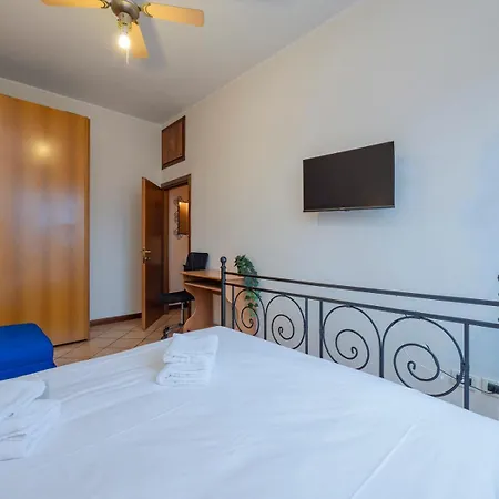 Apartamento I Host - Muratori 54 *