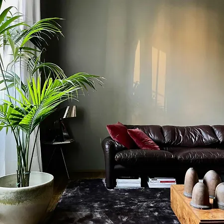 Theapartment