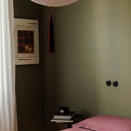 Theapartment *