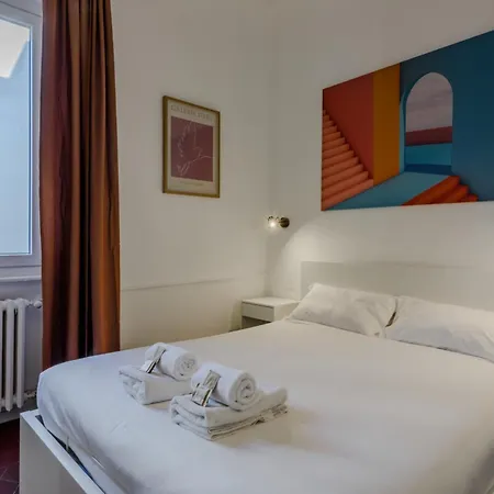 New And Functional Near The Metro * Milan