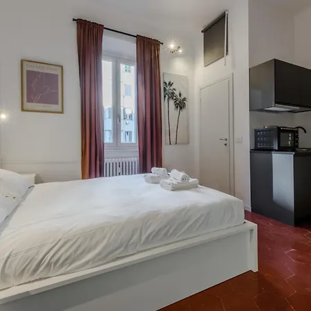 New And Functional Near The Metro Apartment Milan