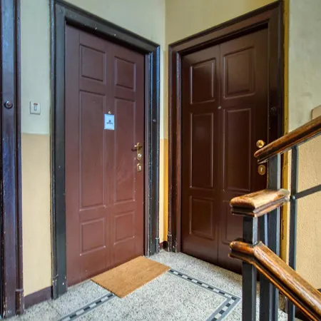 Guesthost - Madewithlove Near Maciachini M3 Milán