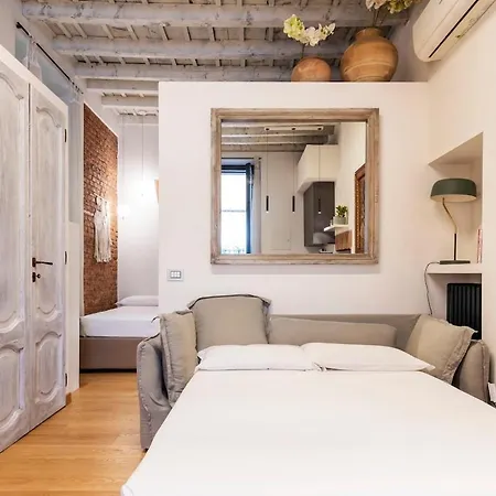 La Maison D'artiste In Brera *