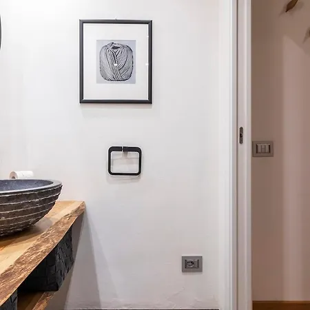 La Maison D'artiste In Brera Apartment Milan