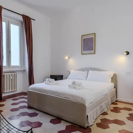Easytopstay - New And Functional Near The Metro Milano