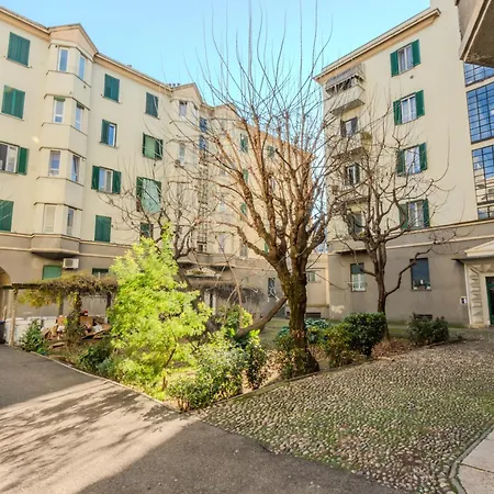 Apartmán Easytopstay - New And Functional Near The Metro *