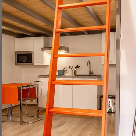 Brembo's Flat * 밀라노