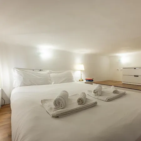 Brembo's Flat Apartmán *