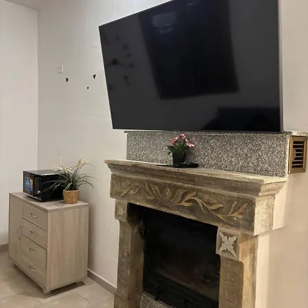 Apartment Mambo House *