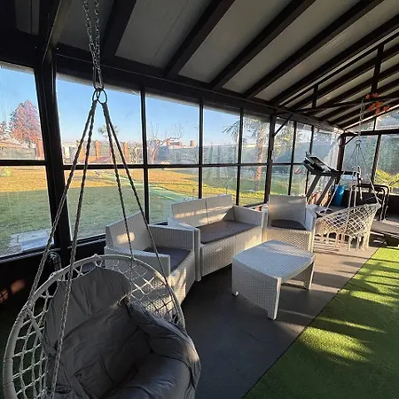 Mambo House Апартаменты *