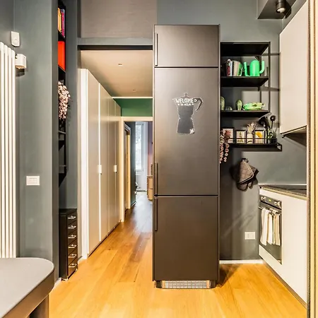 Goldoni House - Duomo 2 K M - Porta Venezia - Linate Milan