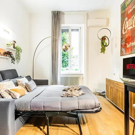 Goldoni House - Duomo 2 K M - Porta Venezia - Linate Apartment *