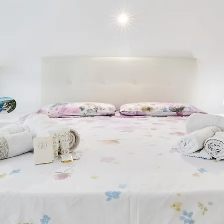 Modern Loft In Milan's Heart *