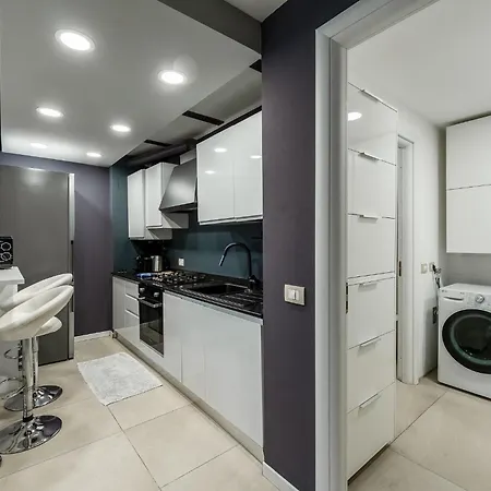 Urban Loft Certosa - Private Garden Апартаменты