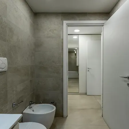 Urban Loft Certosa - Private Garden Апартаменты