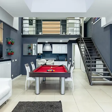 Urban Loft Certosa - Private Garden Апартаменты