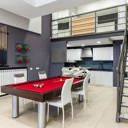 Urban Loft Certosa - Private Garden Апартаменты